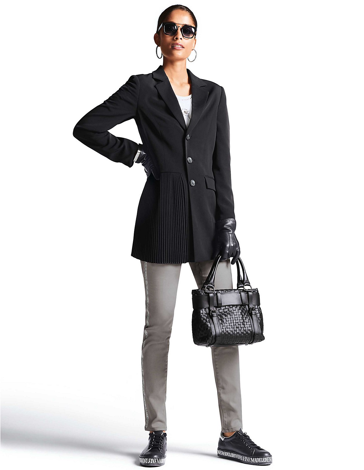 Blazer mit Plissee, schwarz, schwarz | MADELEINE Mode Österreich Blazer mit Plissee, schwarz, schwarz | MADELEINE Mode Österreich